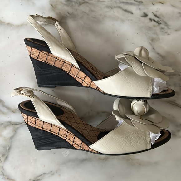 Chanel sandals - Picture 3 of 10